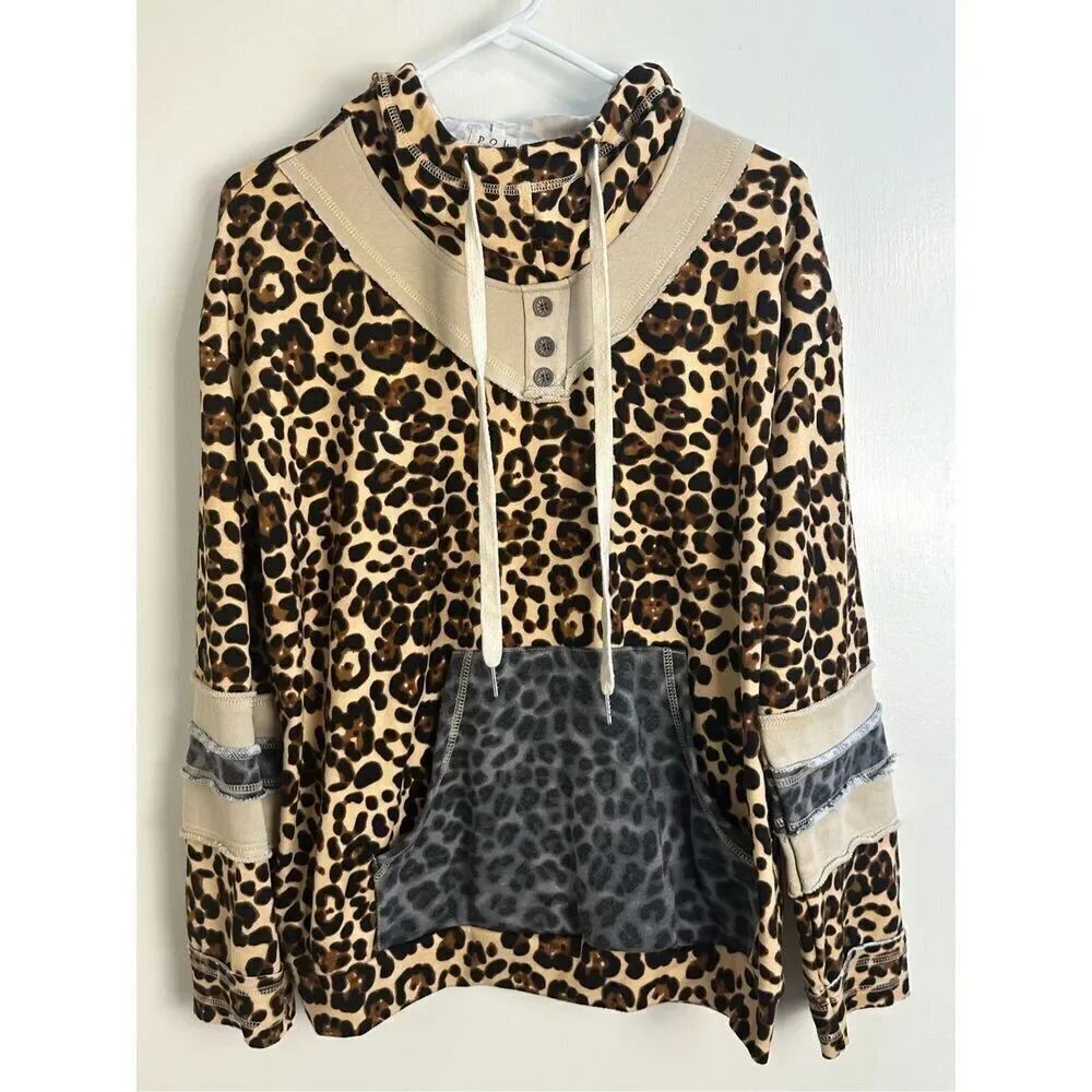 POL Size S animal print hoodie